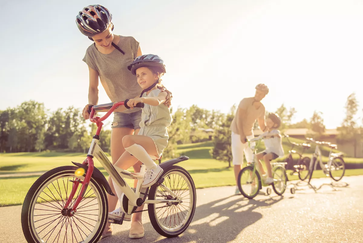 Familienausflug mit dem Fahrrad